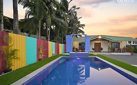 Ekostay - Blue Door Villa
